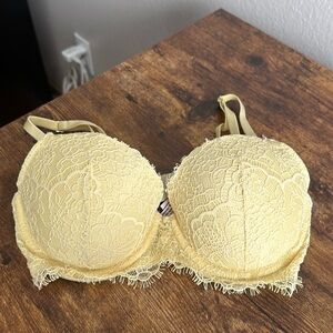 Victoria’s Secret Dream Angels Demi Bra